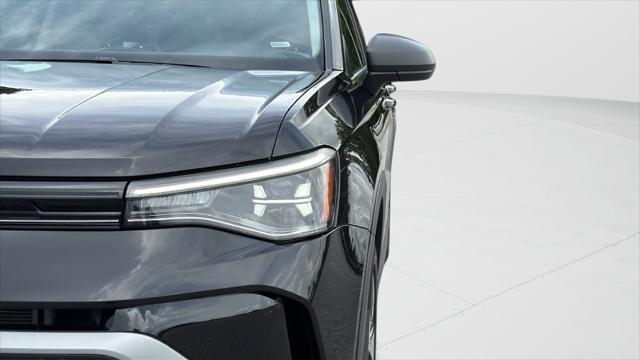 2025 Volkswagen Taos - $19,899