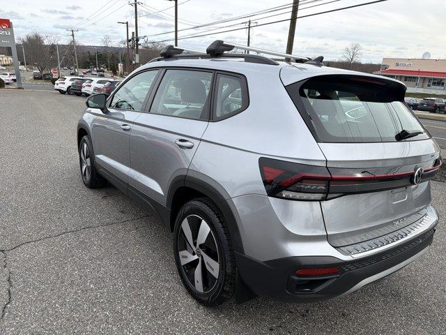 2025 Volkswagen Taos - $23,899