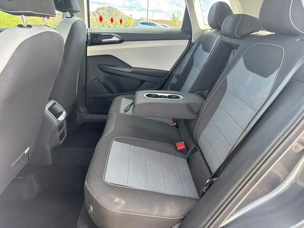 2025 Volkswagen Taos - $21,033