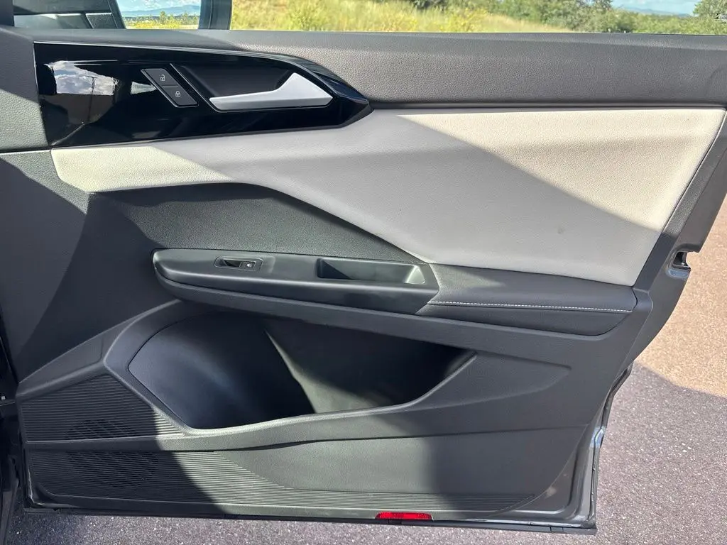 2025 Volkswagen Taos - $21,033