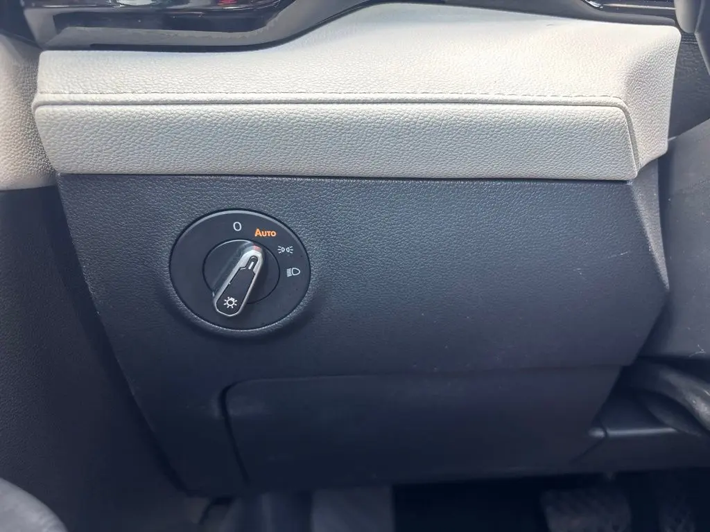2025 Volkswagen Taos - $21,033