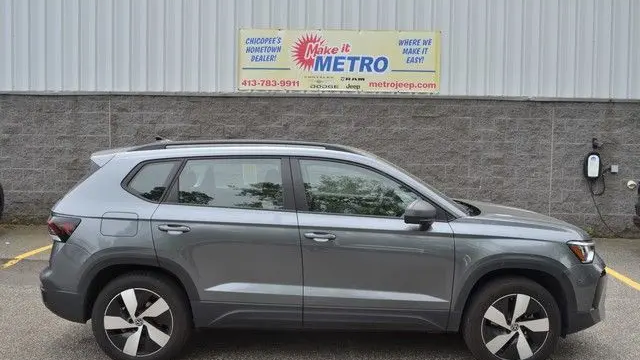 2025 Volkswagen Taos S 4Motion