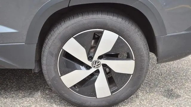 2025 Volkswagen Taos S 4Motion
