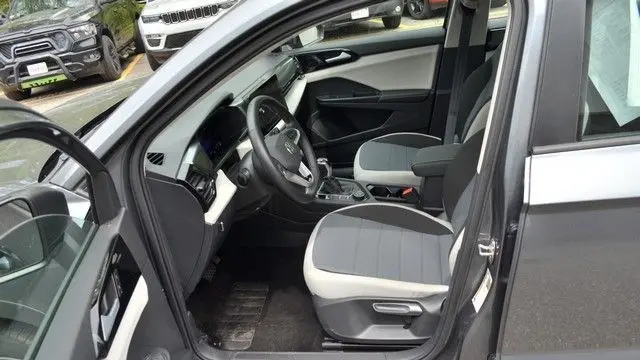 2025 Volkswagen Taos S 4Motion