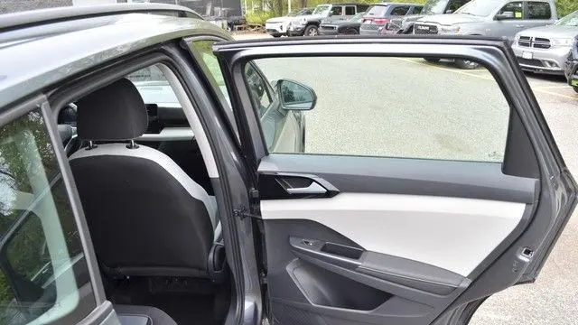 2025 Volkswagen Taos S 4Motion