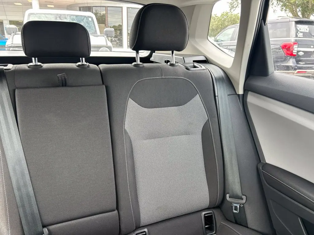 2024 Volkswagen Taos - $15,297