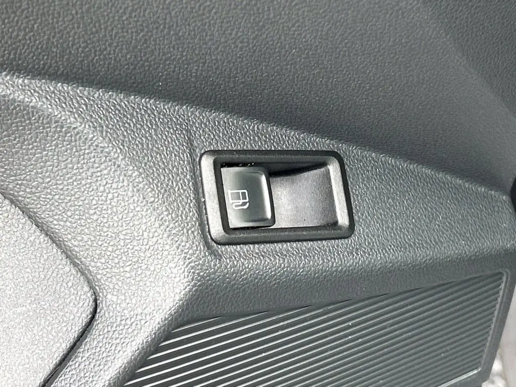 2024 Volkswagen Taos - $15,297