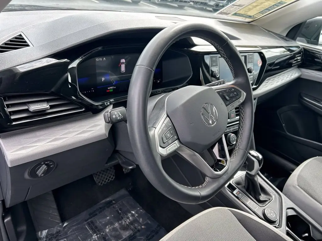 2024 Volkswagen Taos - $15,297
