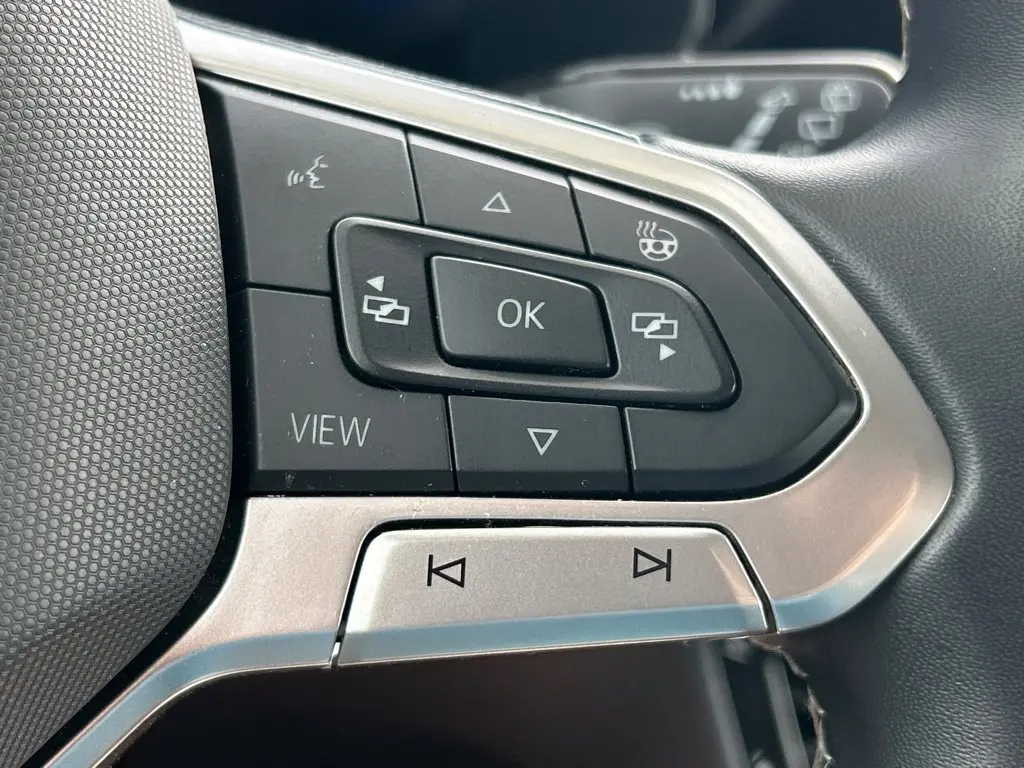 2024 Volkswagen Taos - $15,297