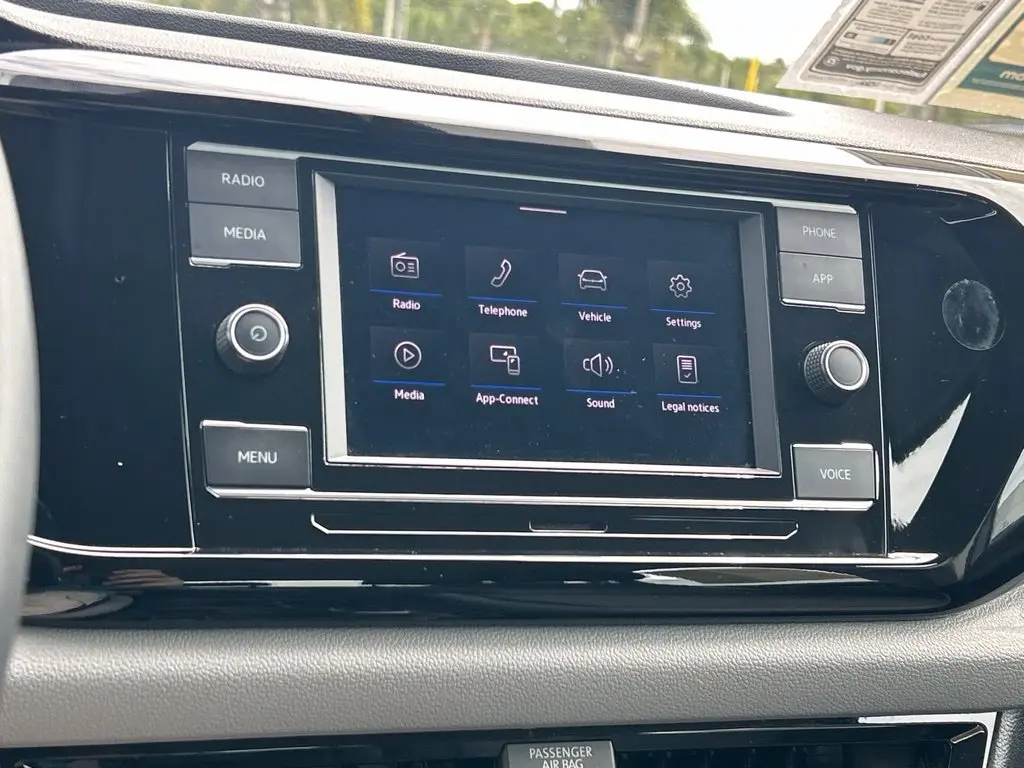 2024 Volkswagen Taos - $15,297