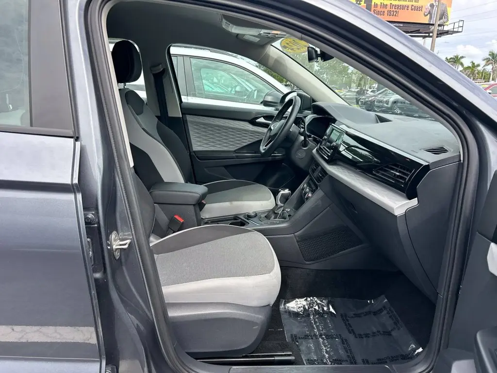 2024 Volkswagen Taos - $15,297