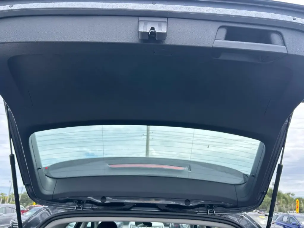 2024 Volkswagen Taos - $15,297