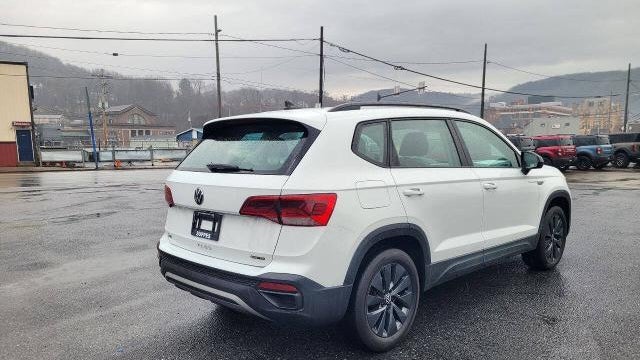2022 Volkswagen Taos S 4Motion