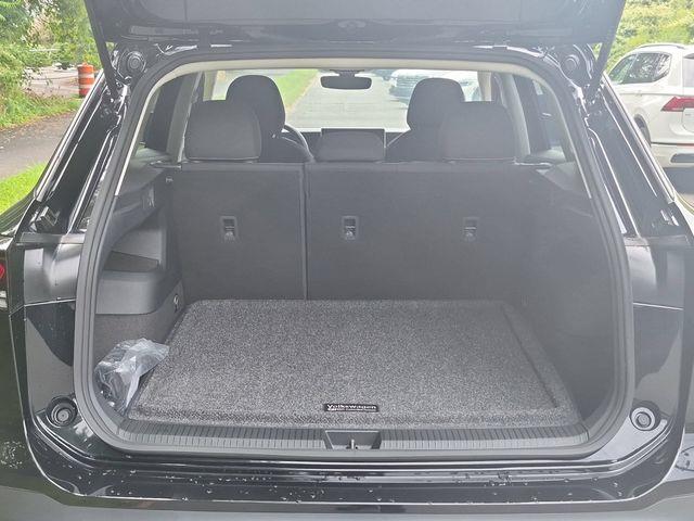 2026 Volkswagen Tiguan - $32,000