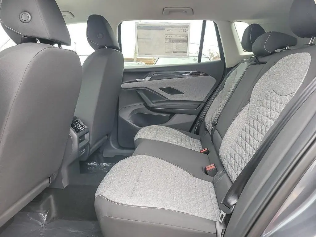 2026 Volkswagen Tiguan - $30,595