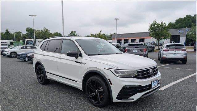 Preowned 2023 Volkswagen Tiguan SE R-Line Black for Sale