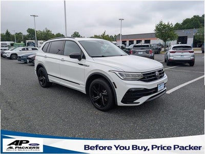 2023 Volkswagen Tiguan SE R-LINE Black 4DR SUV