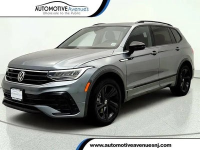 2023 Volkswagen Tiguan SE R-LINE Black 4DR SUV