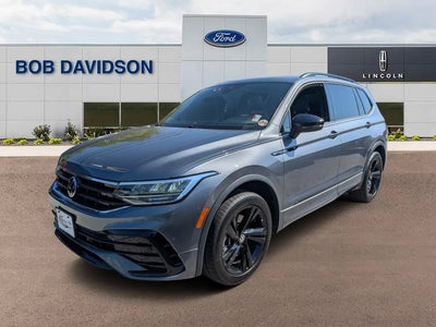 2023 Volkswagen Tiguan SE R-LINE Black 4DR SUV