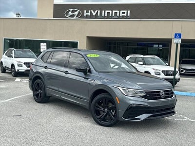 Photo of a 2023 Volkswagen Tiguan SE R-LINE Black 4DR SUV for sale