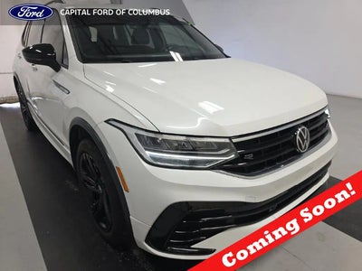 2023 Volkswagen Tiguan SE R-LINE Black 4DR SUV