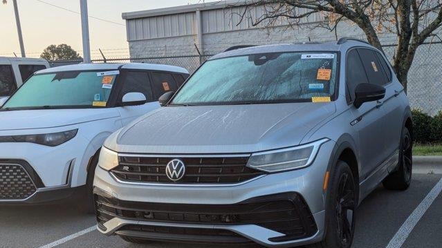 2023 Volkswagen Tiguan SE R-Line Black