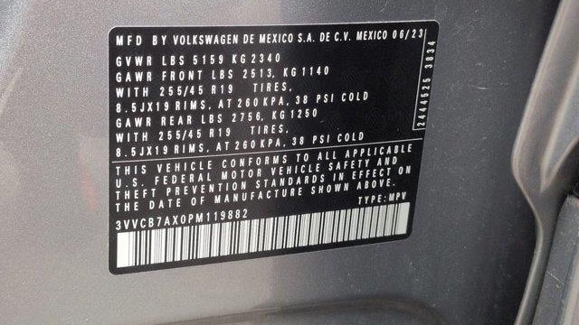 2023 Volkswagen Tiguan SE R-Line Black