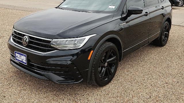 Preowned 2023 Volkswagen Tiguan SE R-Line Black for Sale