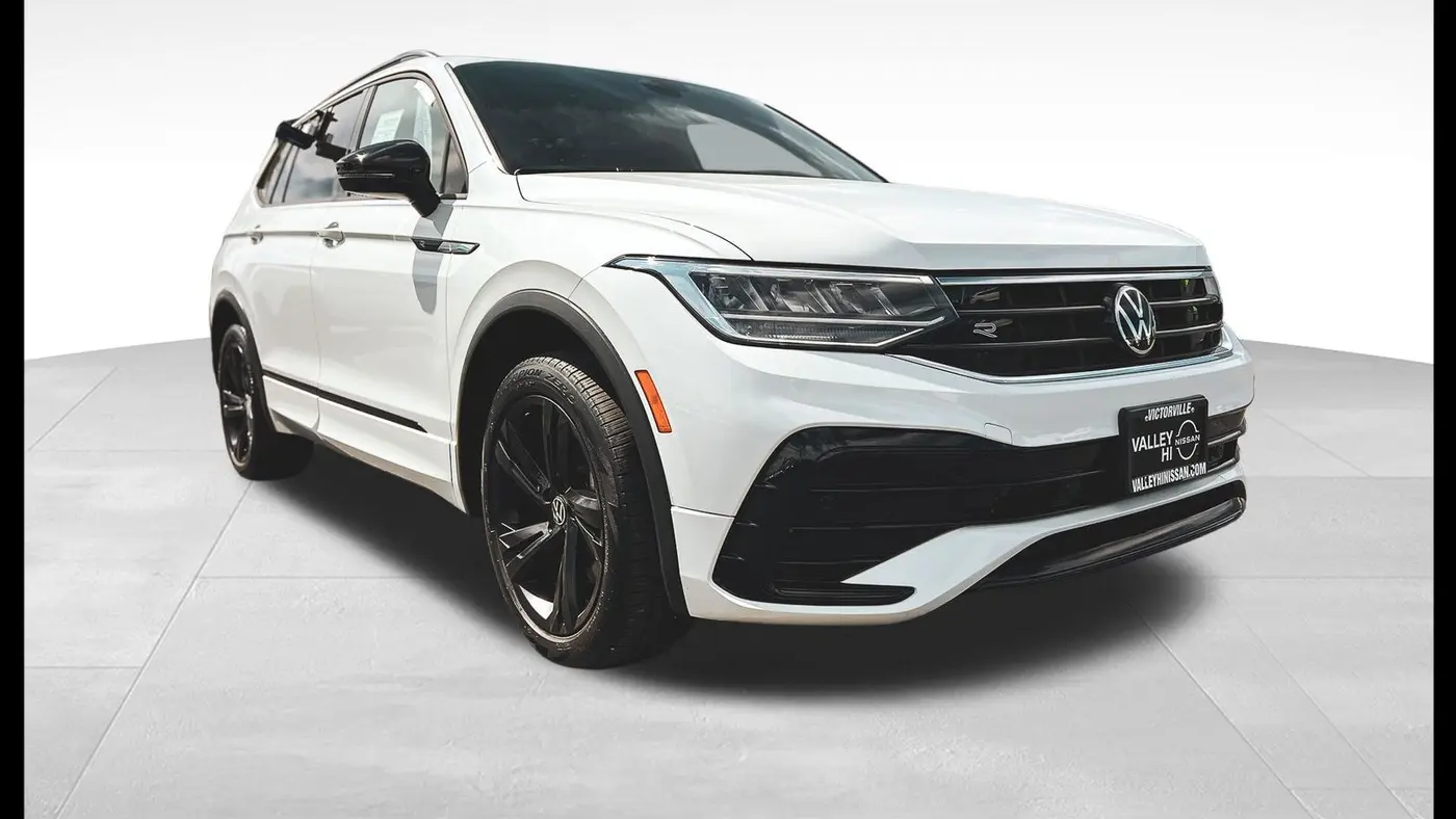 Preowned 2024 Volkswagen Tiguan SE R-Line Black for Sale