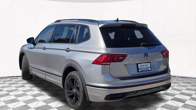 2024 Volkswagen Tiguan SE R-Line Black