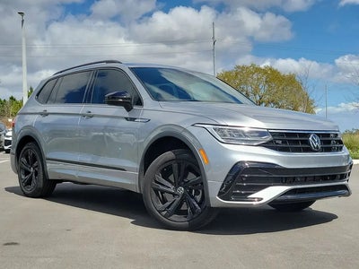 2023 Volkswagen Tiguan SE R-LINE Black 4DR SUV