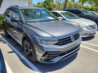 Photo of a 2023 Volkswagen Tiguan SE R-LINE Black 4DR SUV for sale