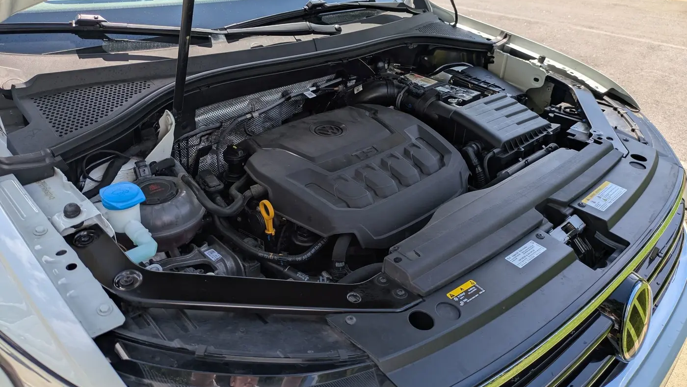 2024 Volkswagen Tiguan SE R-Line Black