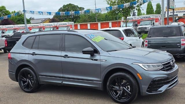 2024 Volkswagen Tiguan SE R-Line Black