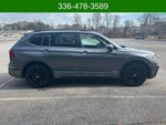 2022 Tiguan Thumbnail 6