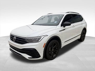 2023 Volkswagen Tiguan SE R-LINE Black 4DR SUV