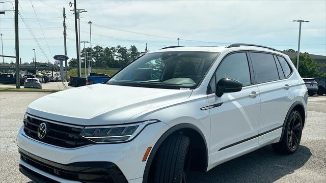 Preowned 2024 Volkswagen Tiguan SE R-Line Black for Sale
