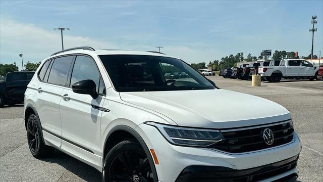 2024 Volkswagen Tiguan SE R-Line Black