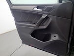 2024 Tiguan Thumbnail 11
