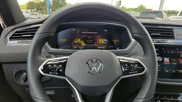 2024 Volkswagen Tiguan SE R-Line Black