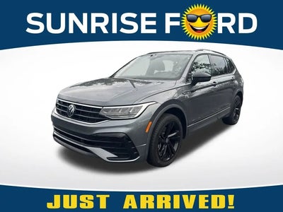 2023 Volkswagen Tiguan SE R-LINE Black 4DR SUV