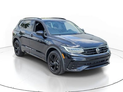 2023 Volkswagen Tiguan SE R-LINE Black 4DR SUV