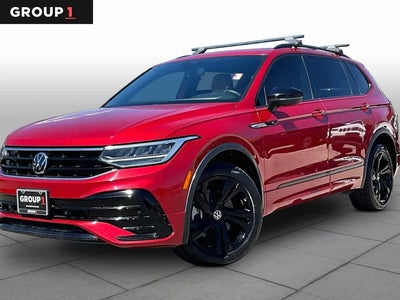 2024 Volkswagen Tiguan SE R-LINE Black 4DR SUV