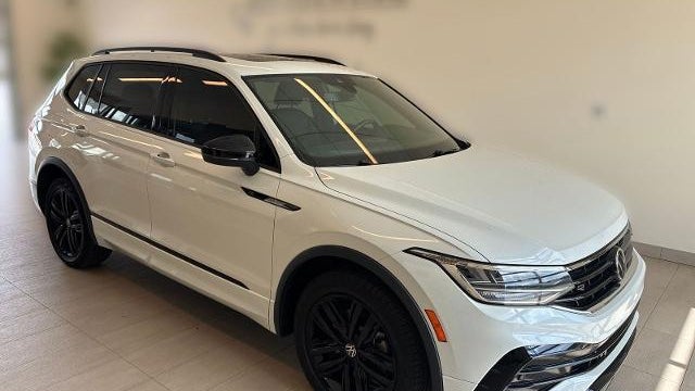 Preowned 2022 Volkswagen Tiguan SE R-Line Black for Sale
