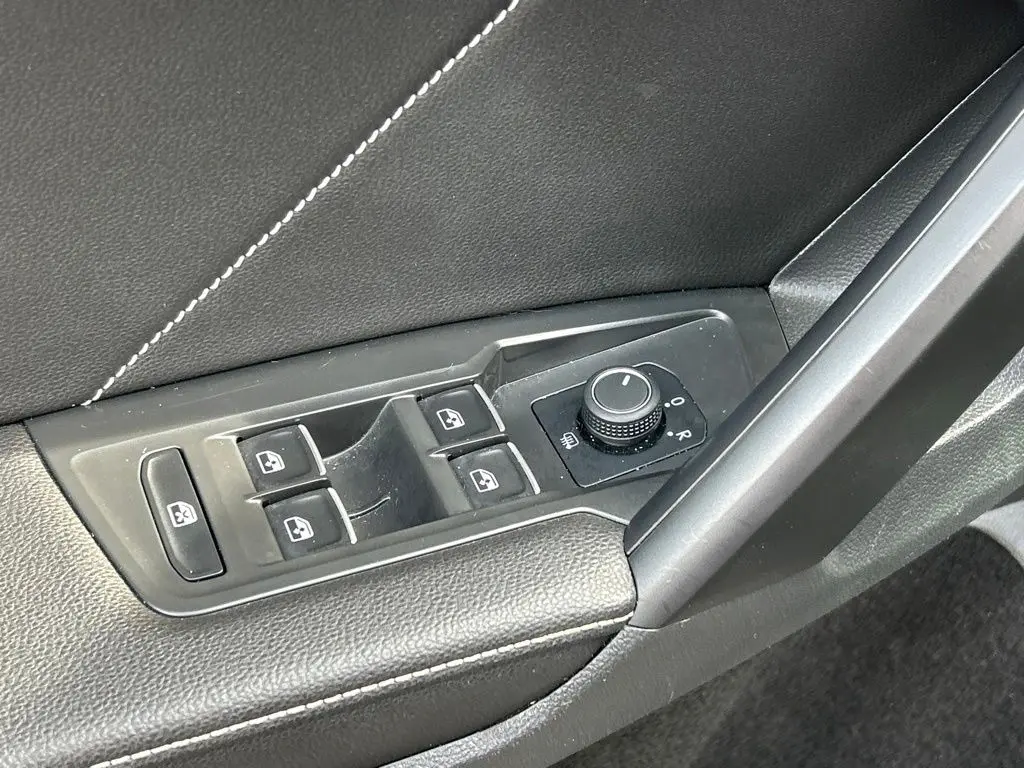 2023 Volkswagen Tiguan - $25,235