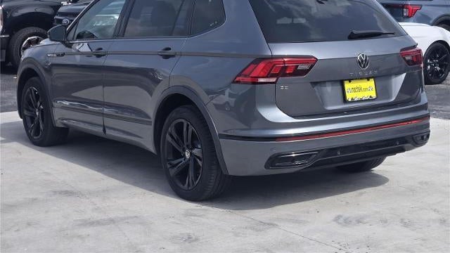 2023 Volkswagen Tiguan SE R-Line Black