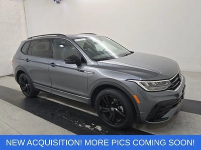 2023 Volkswagen Tiguan SE R-LINE Black 4DR SUV