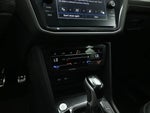 2024 Tiguan Thumbnail 16