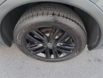 2022 Tiguan Thumbnail 9