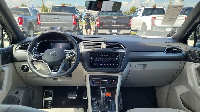 2022 Volkswagen Tiguan SE R-Line Black